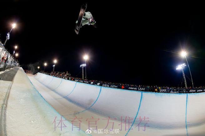 单板滑雪世界杯瑞士莱克斯站：U型场地